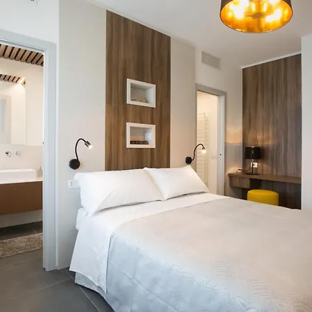 Enjoy Duomo - Flavio Baracchini 9 4* Milano