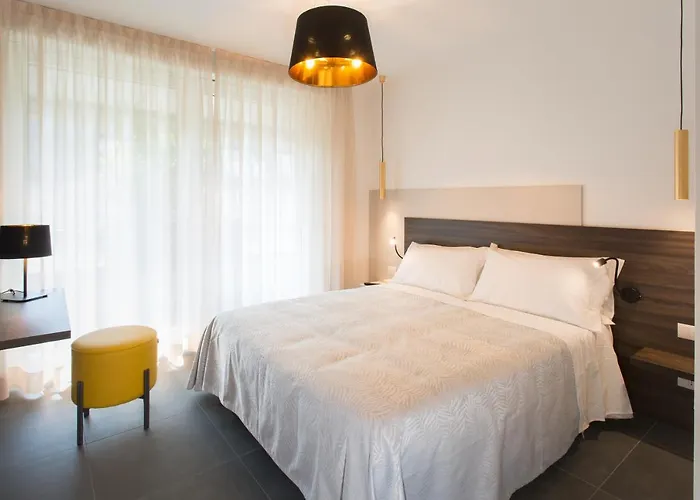 Casa de hóspedes Enjoy Duomo - Flavio Baracchini 9 - Milão