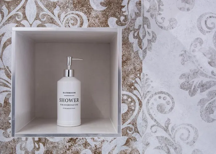 Enjoy Duomo - Flavio Baracchini 9 - 4* Milão